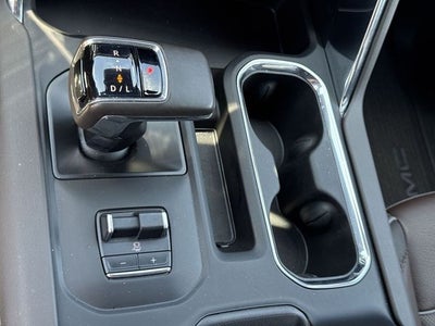 2025 GMC Sierra 1500 4WD Crew Cab 147" Denali