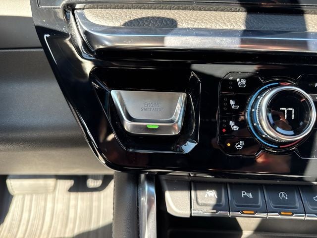 2023 GMC Sierra 1500 4WD Crew Cab 147" Denali