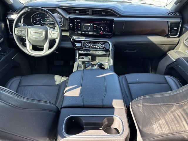 2023 GMC Sierra 1500 4WD Crew Cab 147" Denali
