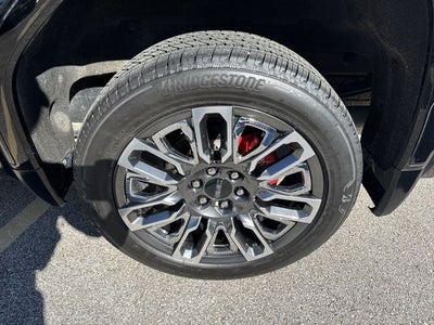 2023 GMC Sierra 1500 4WD Crew Cab 147" Denali