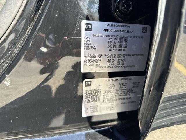 2023 GMC Sierra 1500 4WD Crew Cab 147" Denali