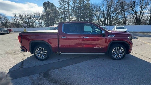 2024 GMC Sierra 1500 4WD Crew Cab 147" Denali