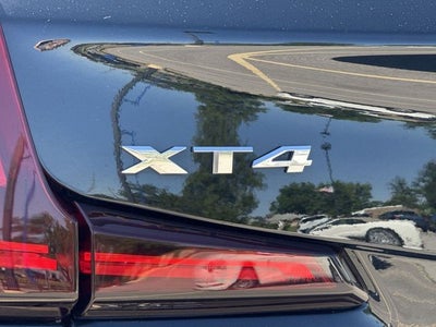 2025 Cadillac XT4 AWD 4dr Premium Luxury