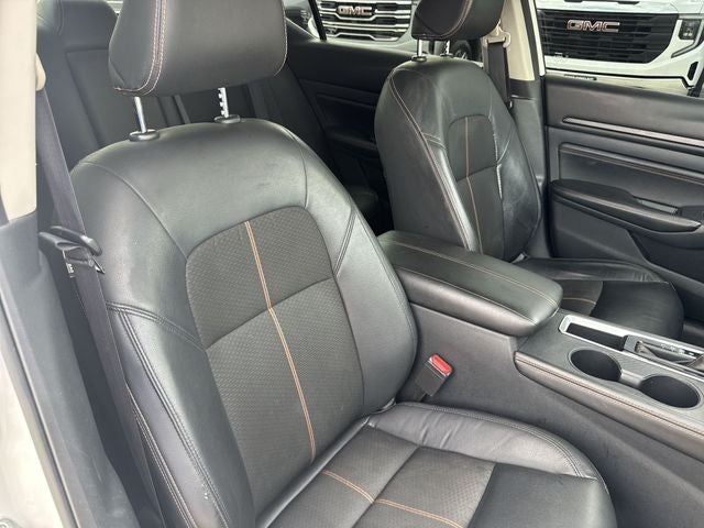 2021 Nissan Altima 2.5 SR Sedan