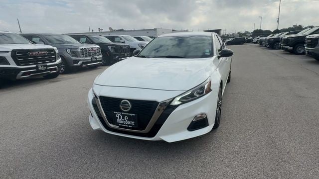 2021 Nissan Altima 2.5 SR Sedan