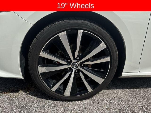 2022 Nissan Altima 2.5 SR Sedan