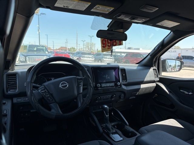 2023 Nissan Frontier Crew Cab 4x4 SV Auto