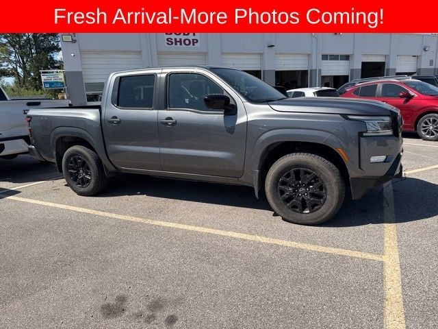 2023 Nissan Frontier Crew Cab 4x4 SV Auto