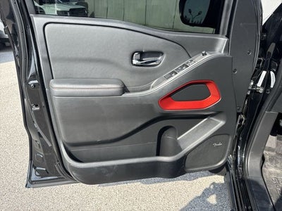 2024 Nissan Frontier Crew Cab 4x4 PRO-4X