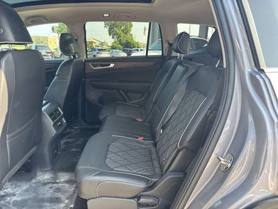 2024 Volkswagen Atlas 2.0T SEL Premium R-Line 4MOTION