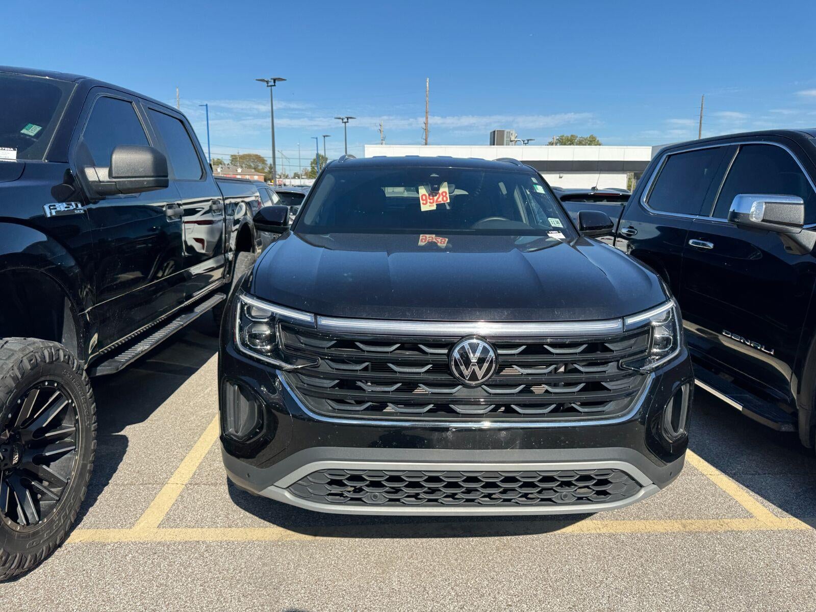 2026 Volkswagen Atlas Cross Sport 2.0T SE w/Technology 4MOTION