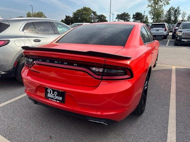 2017 Dodge Charger SE RWD