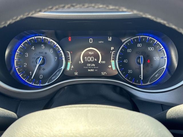 2025 Chrysler Pacifica Select FWD