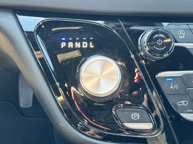 2025 Chrysler Pacifica Select FWD