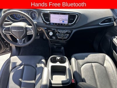 2025 Chrysler Pacifica Select FWD