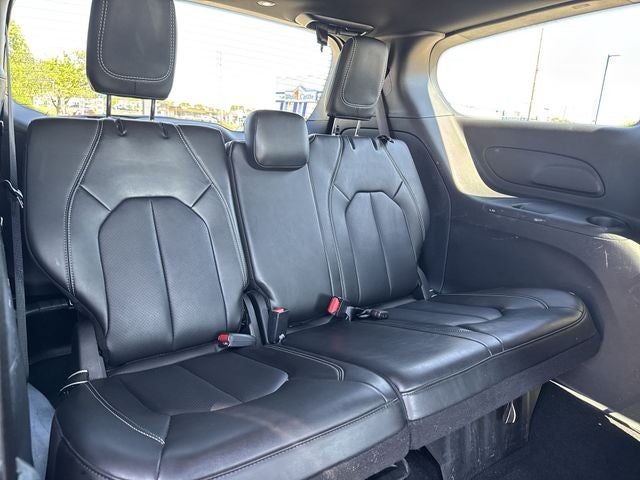 2025 Chrysler Pacifica Select FWD