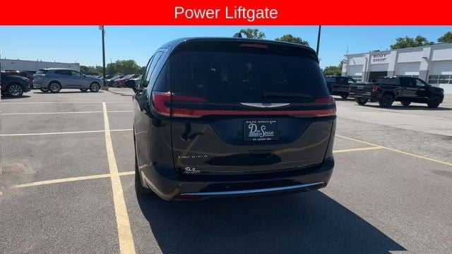 2025 Chrysler Pacifica Select FWD
