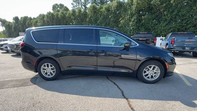 2023 Chrysler Pacifica Touring L FWD