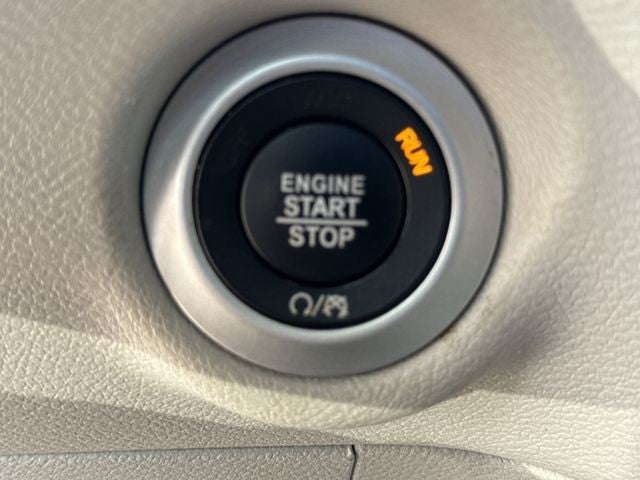 2023 Chrysler Pacifica Touring L FWD