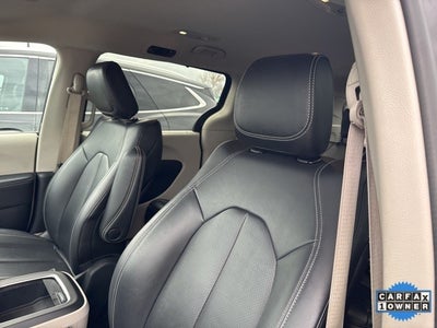 2024 Chrysler Pacifica Touring L FWD