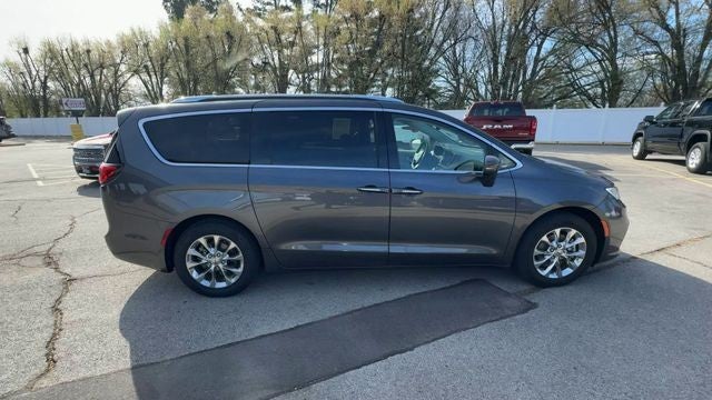 2021 Chrysler Pacifica Touring L FWD