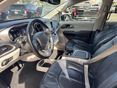 2021 Chrysler Pacifica Touring L FWD