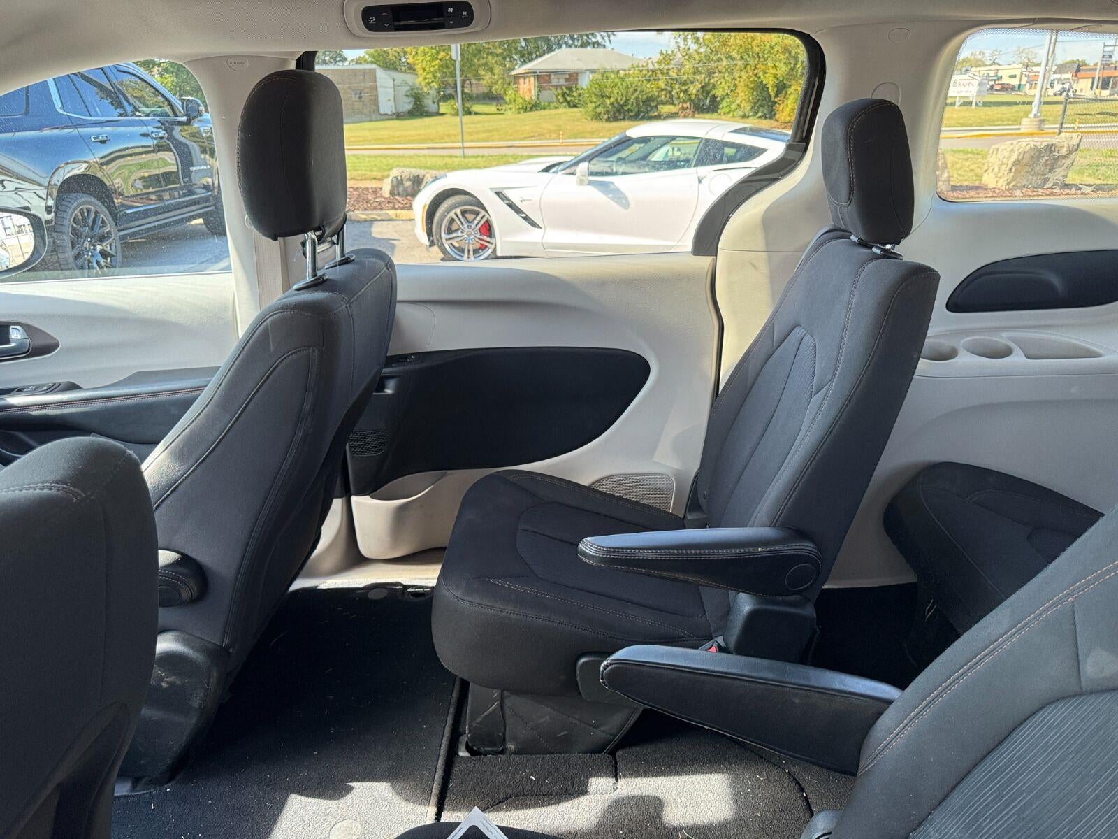 2017 Chrysler Pacifica Touring 4dr Wgn