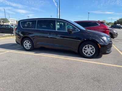 2017 Chrysler Pacifica Touring 4dr Wgn