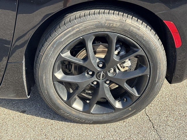 2025 Chrysler Pacifica Limited FWD