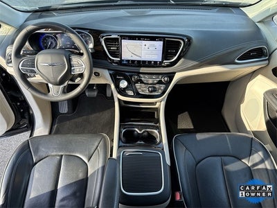 2024 Chrysler Pacifica Limited FWD