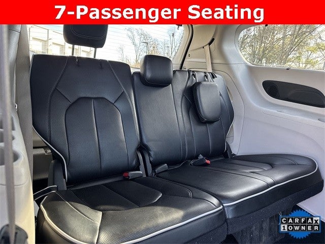 2024 Chrysler Pacifica Limited FWD