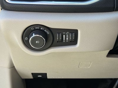 2023 Chrysler Pacifica Hybrid Limited FWD