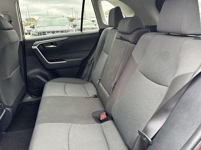 2025 Toyota RAV4 XLE AWD (Natl)