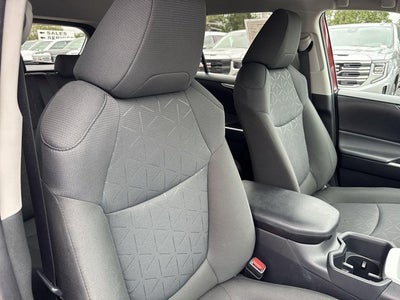 2025 Toyota RAV4 XLE AWD (Natl)