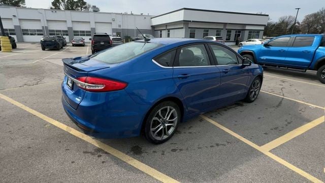 2017 Ford Fusion SE FWD