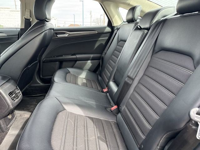 2017 Ford Fusion SE FWD