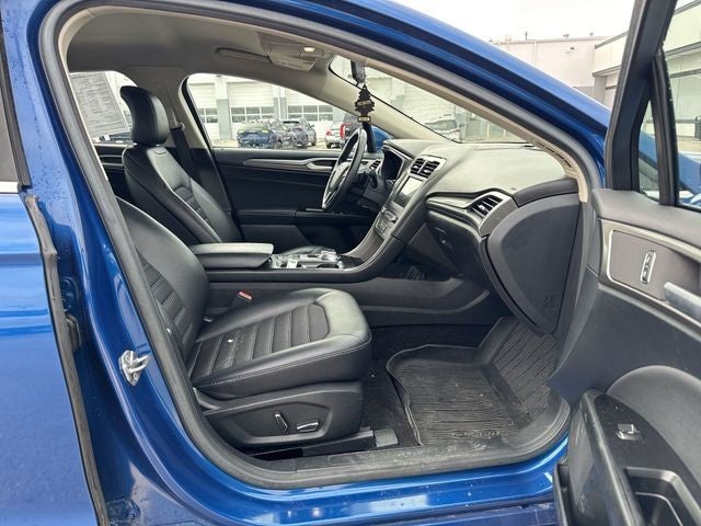 2017 Ford Fusion SE FWD