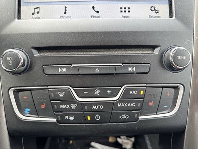 2017 Ford Fusion SE FWD