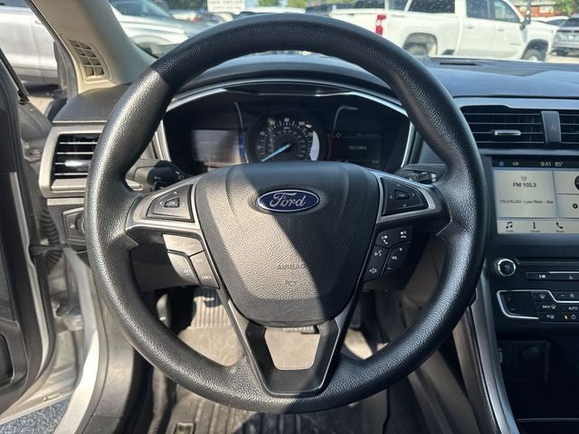 2017 Ford Fusion SE FWD
