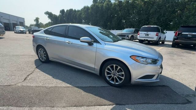 2017 Ford Fusion SE FWD