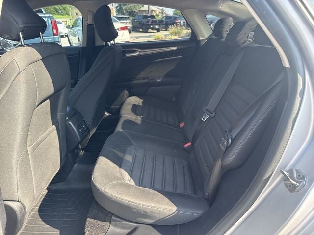 2017 Ford Fusion SE FWD
