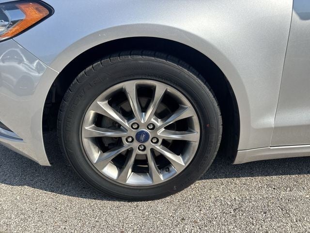 2017 Ford Fusion SE FWD