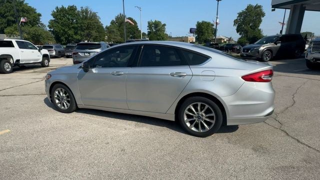 2017 Ford Fusion SE FWD