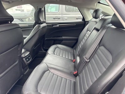 2016 Ford Fusion 4dr Sdn SE FWD