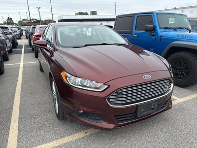 2016 Ford Fusion 4dr Sdn SE FWD