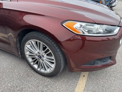2016 Ford Fusion 4dr Sdn SE FWD