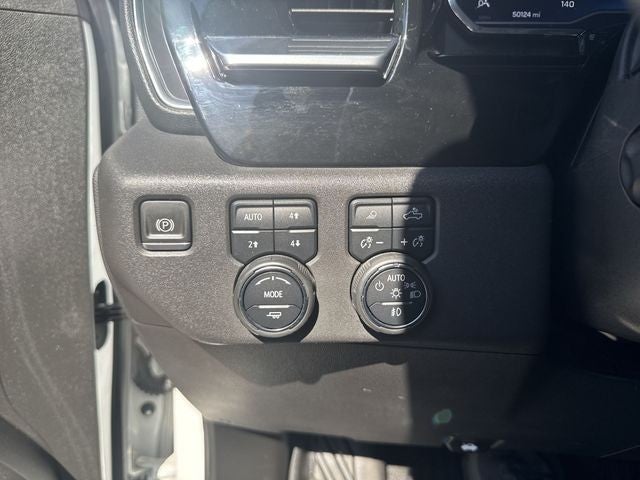 2022 Chevrolet Silverado 1500 4WD Crew Cab 147" LTZ