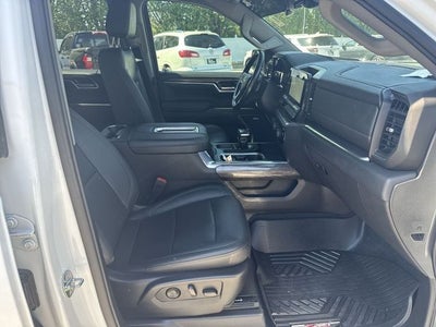 2022 Chevrolet Silverado 1500 4WD Crew Cab 147" LTZ