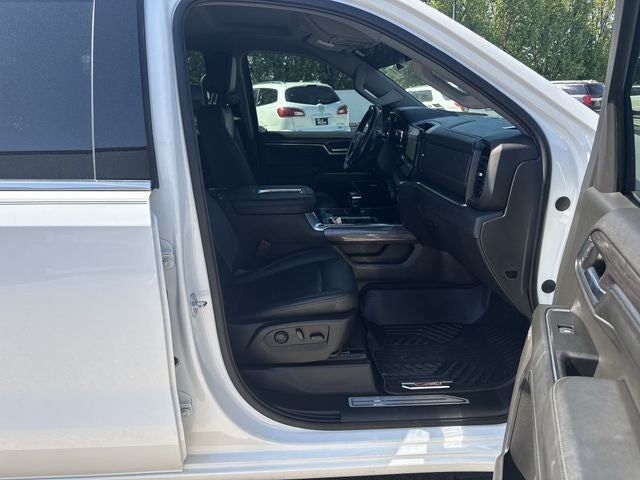 2022 Chevrolet Silverado 1500 4WD Crew Cab 147" LTZ
