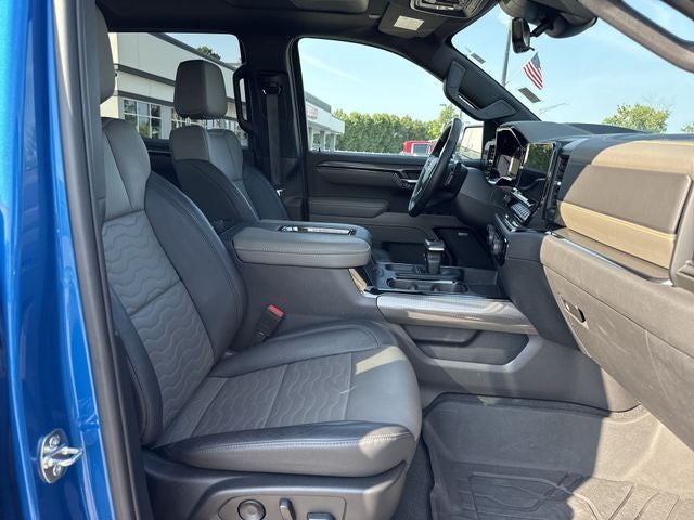 2022 Chevrolet Silverado 1500 4WD Crew Cab 147" ZR2